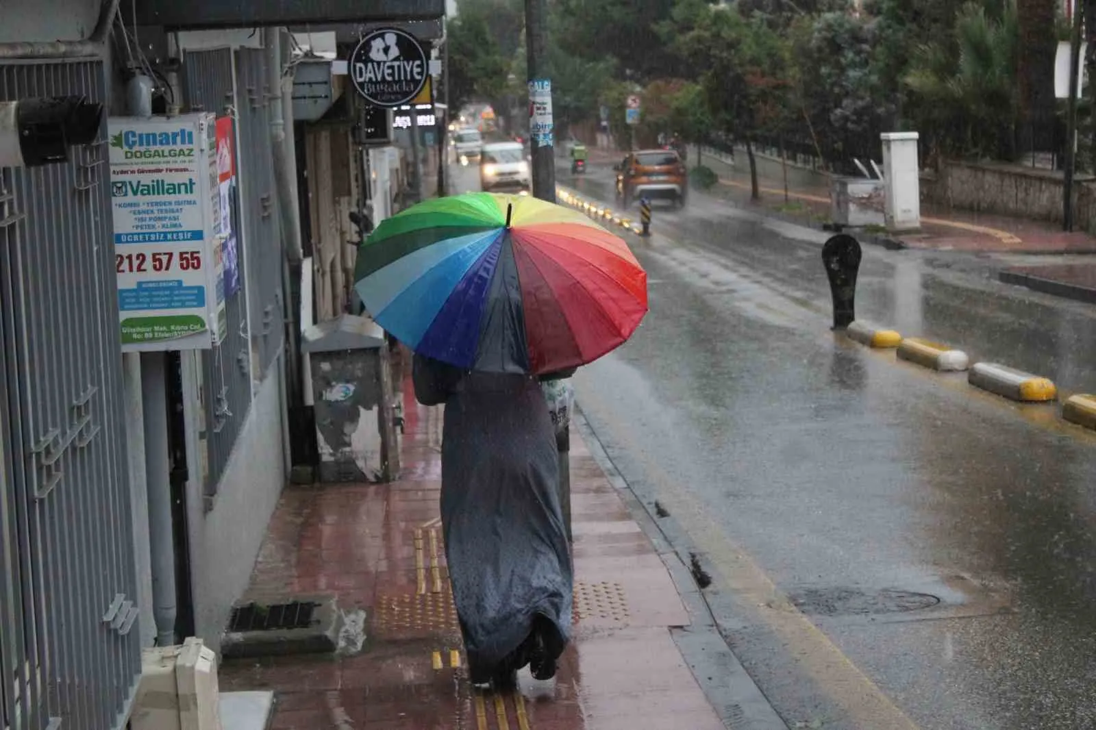 Aydın’da sağanak yağış başladı - 2