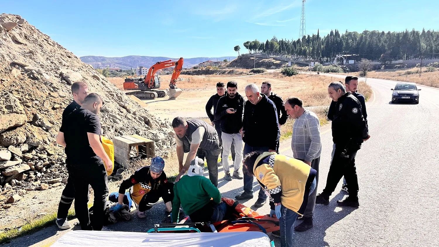 Kula’da otomobil ile motosiklet çarpıştı: 1 ağır yaralı