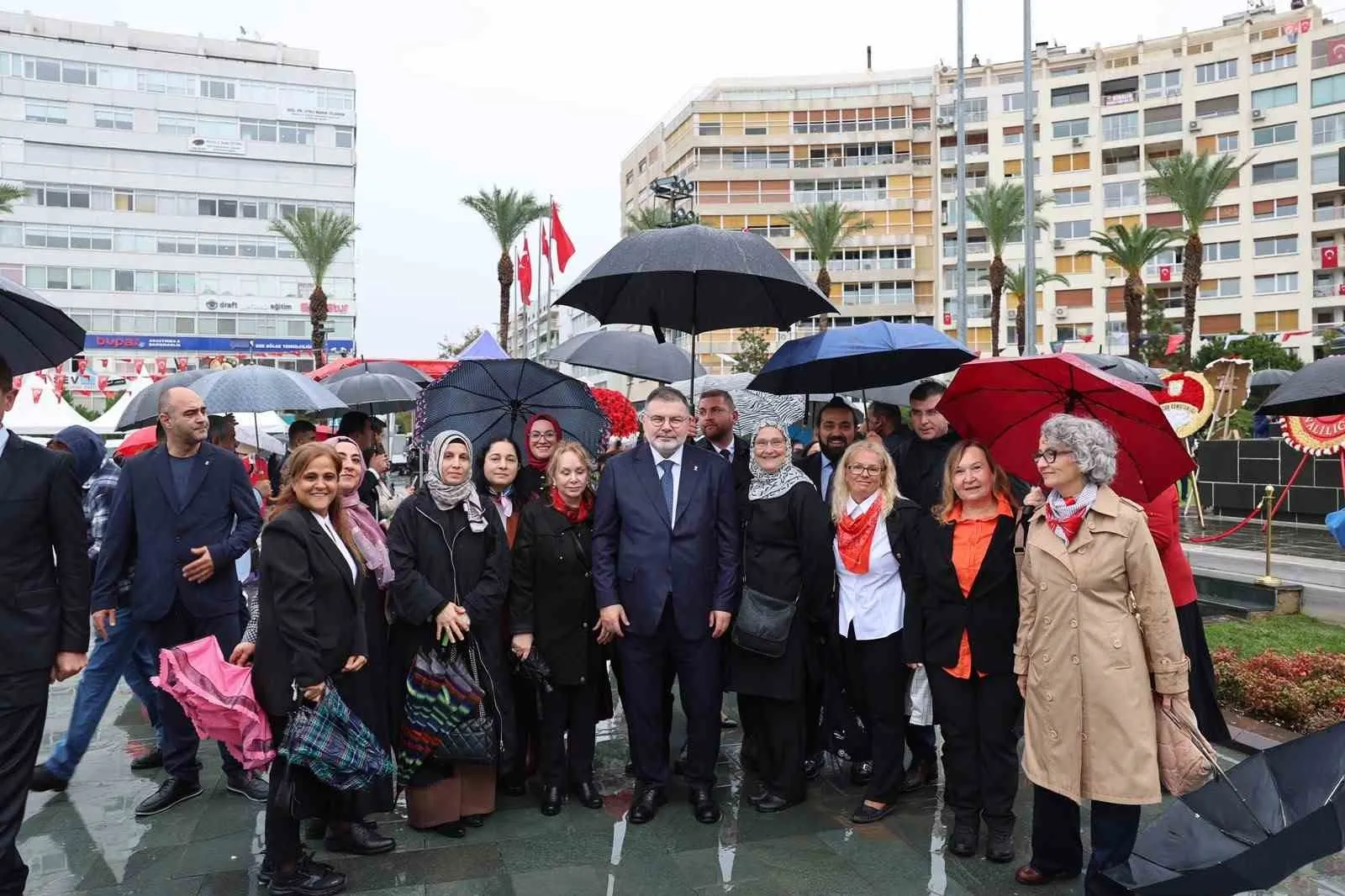 AK Parti İzmir İl Başkanı Saygılı: "Cumhuriyet hepimizin ortak emaneti, Türkiye hepimizin ortak geleceğidir" - 2