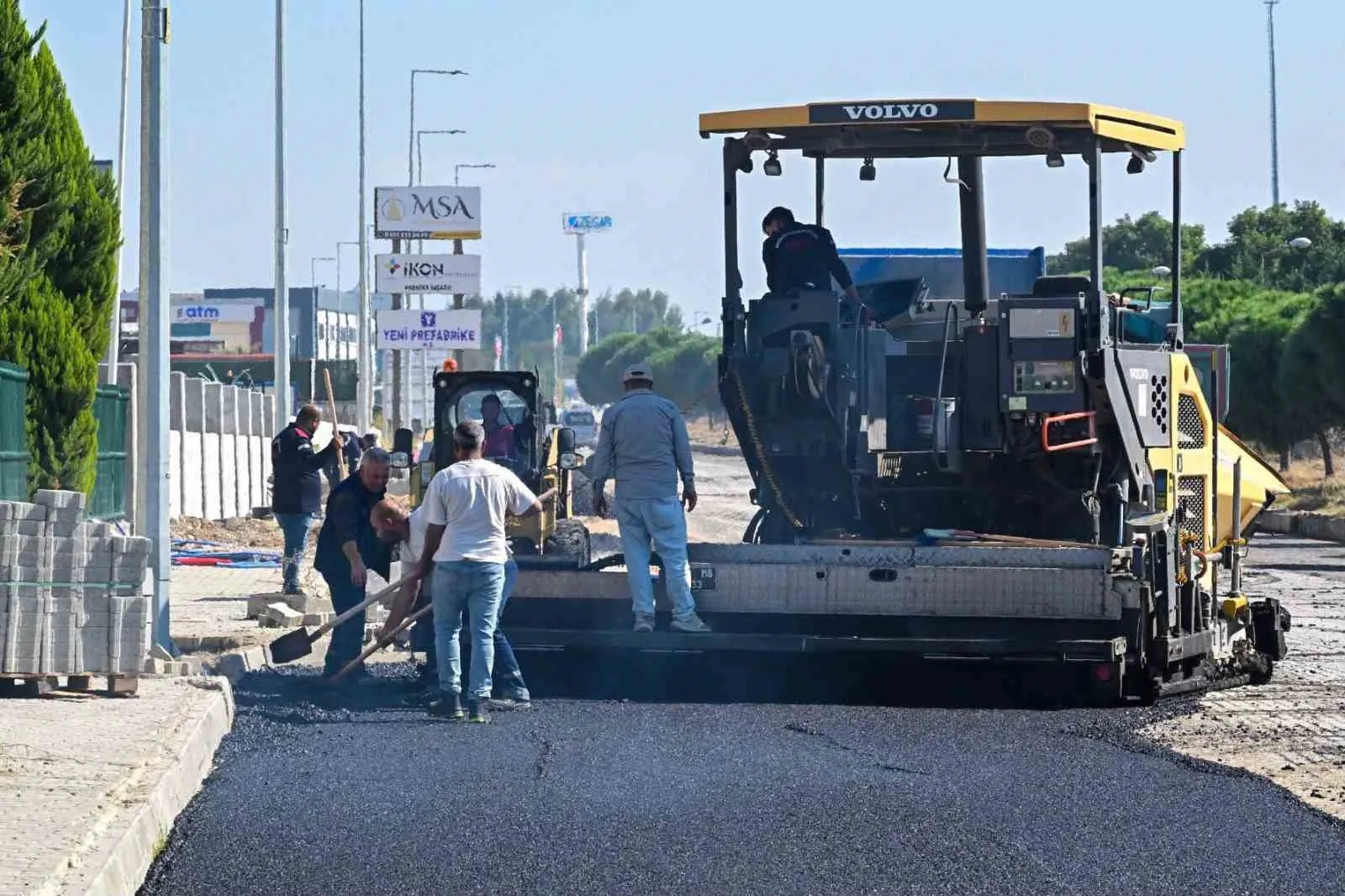 Manisa’nın iki OSB’si arasındaki yol yenileniyor - 4