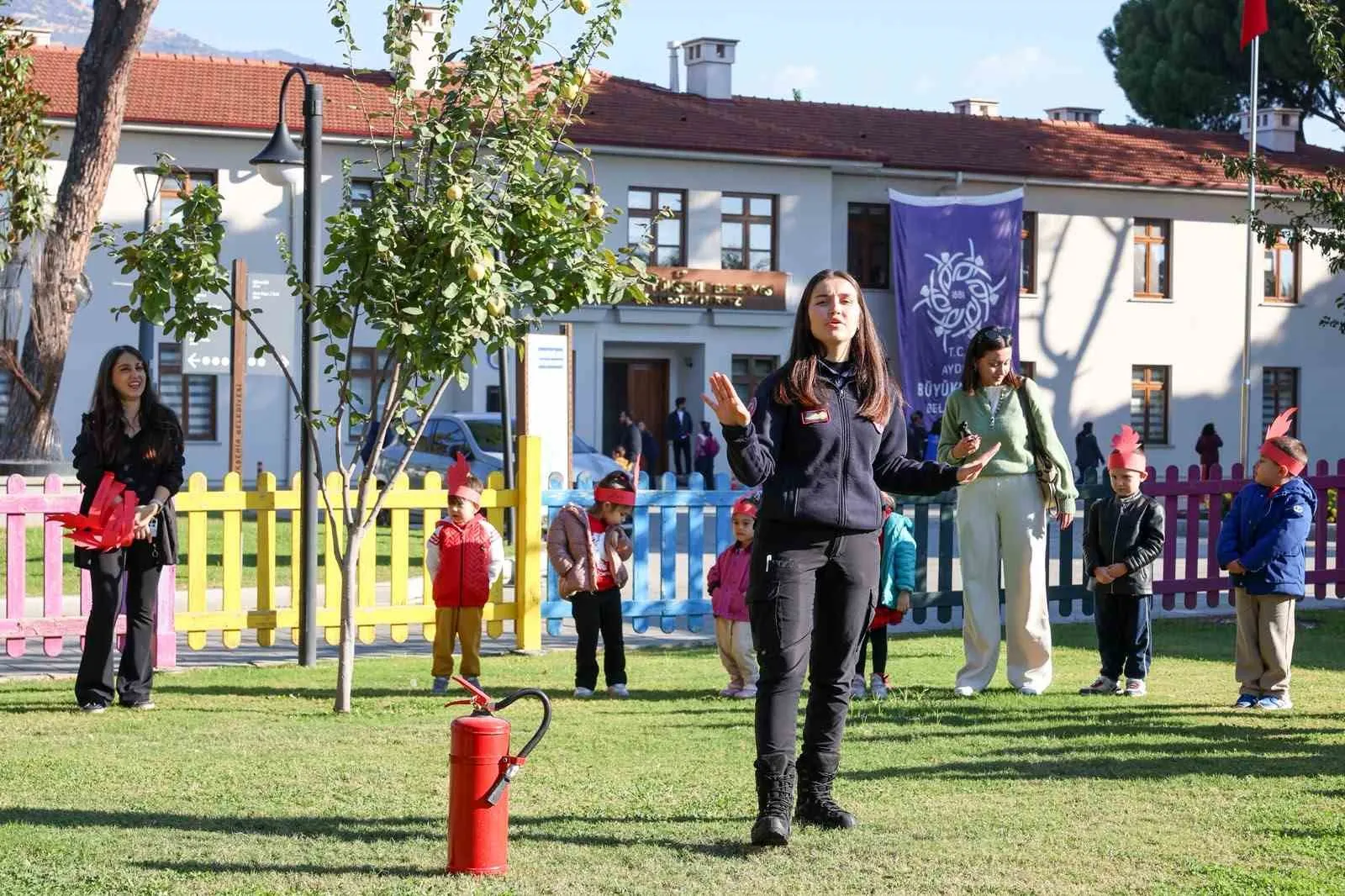 Aydın Büyükşehir Belediyesi Çocuk Gelişim Merkezleri’nde Eğitici İtfaiye etkinliği - 7