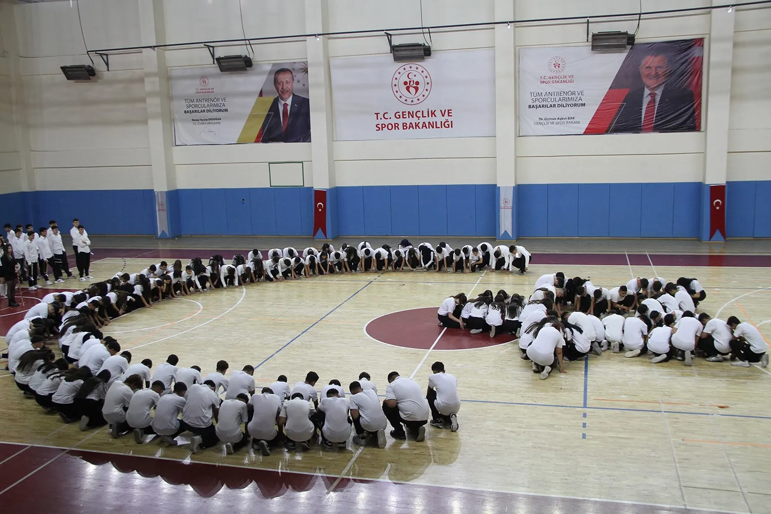 Kula’da Cumhuriyetin 103. yılı coşkuyla kutlandı - 6