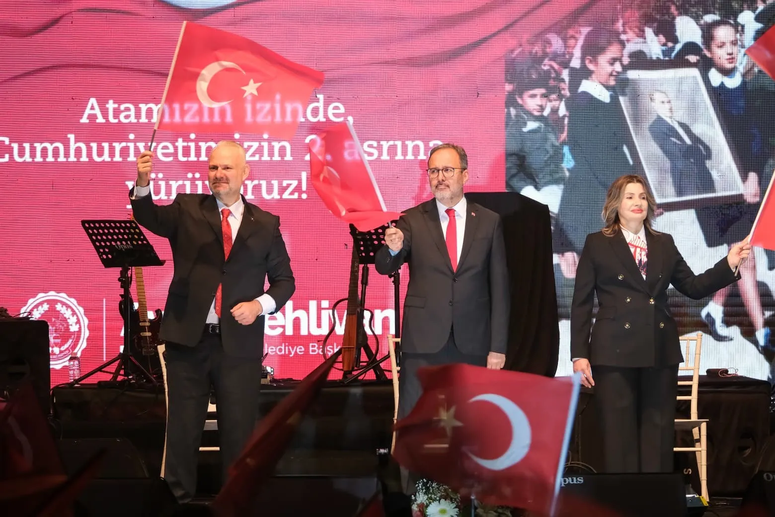 Pehlivan: "Cumhuriyeti 365 gün yüreğimizde taşıyoruz"