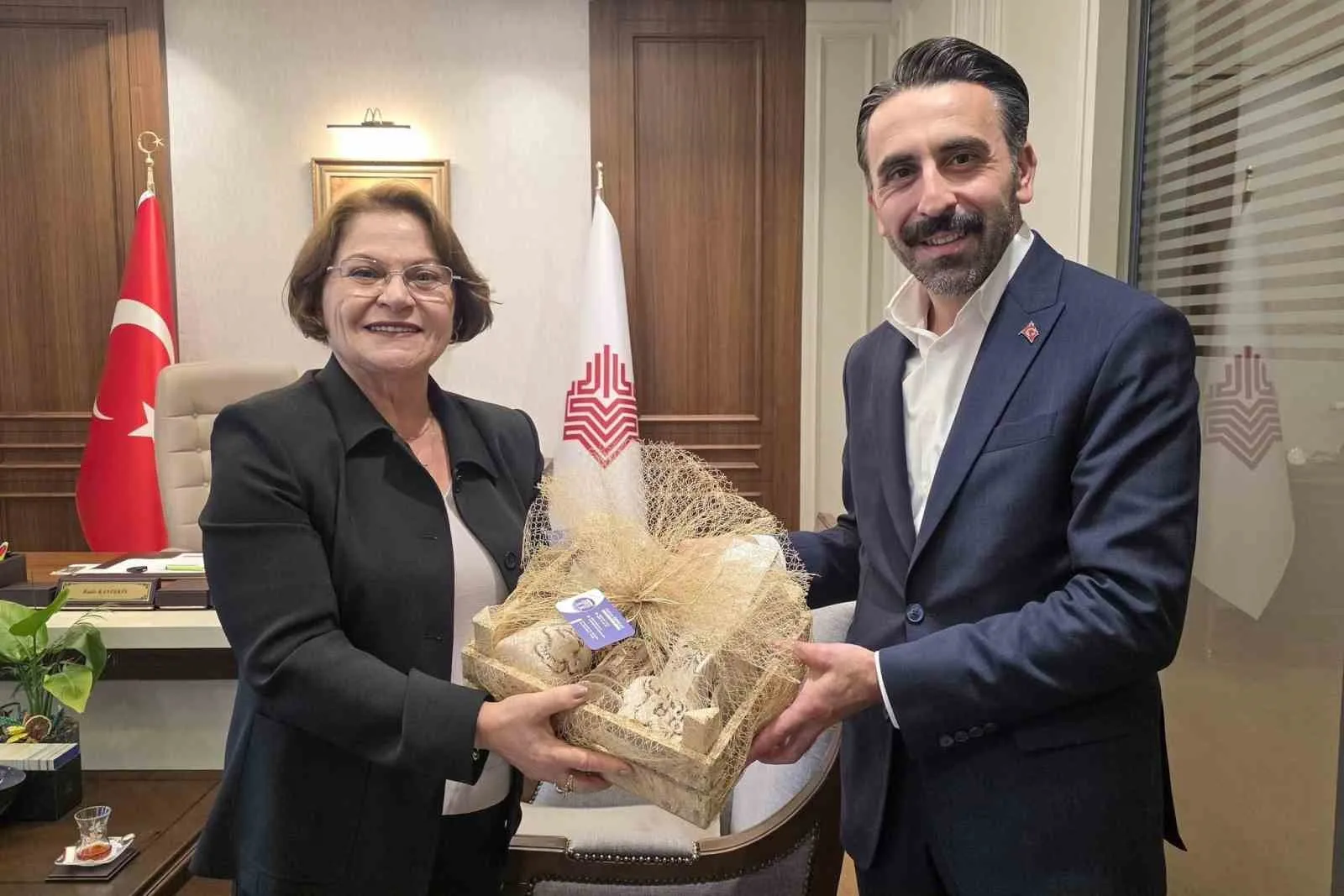 Didim’de vakıflar arazisi için imzalar atıldı - 2