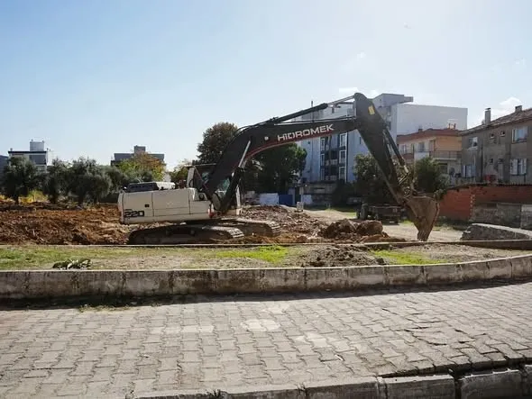 Germencik’te Ortaklar Kapalı Pazar Yeri için çalışmalar başladı - 2