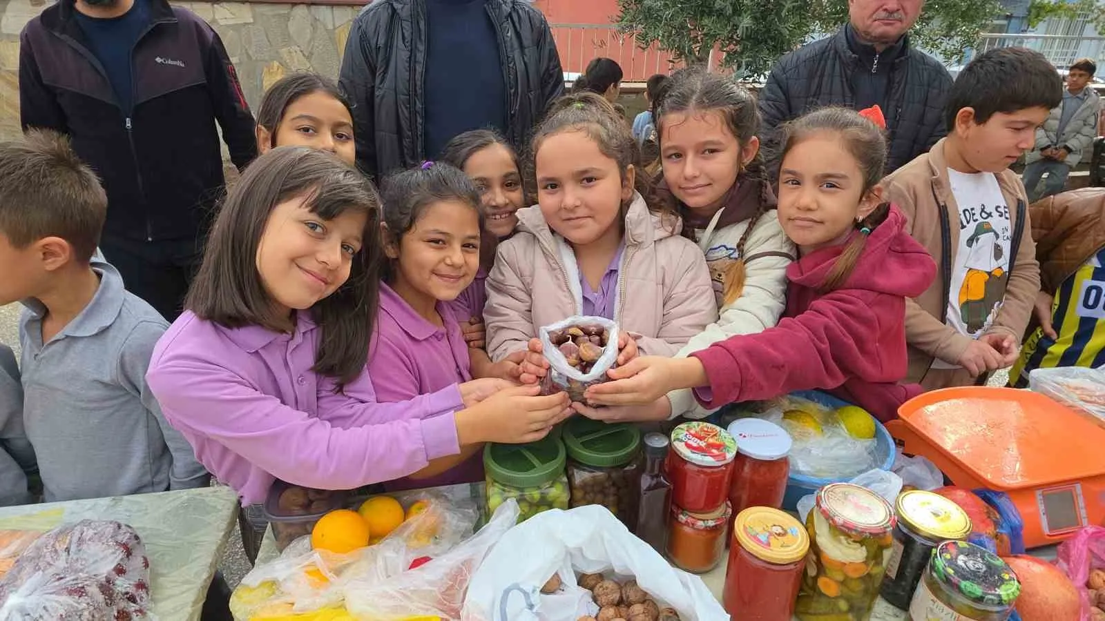 Aydında öğrenciler ekolojik pazar kurdu, satış yaptı - 6