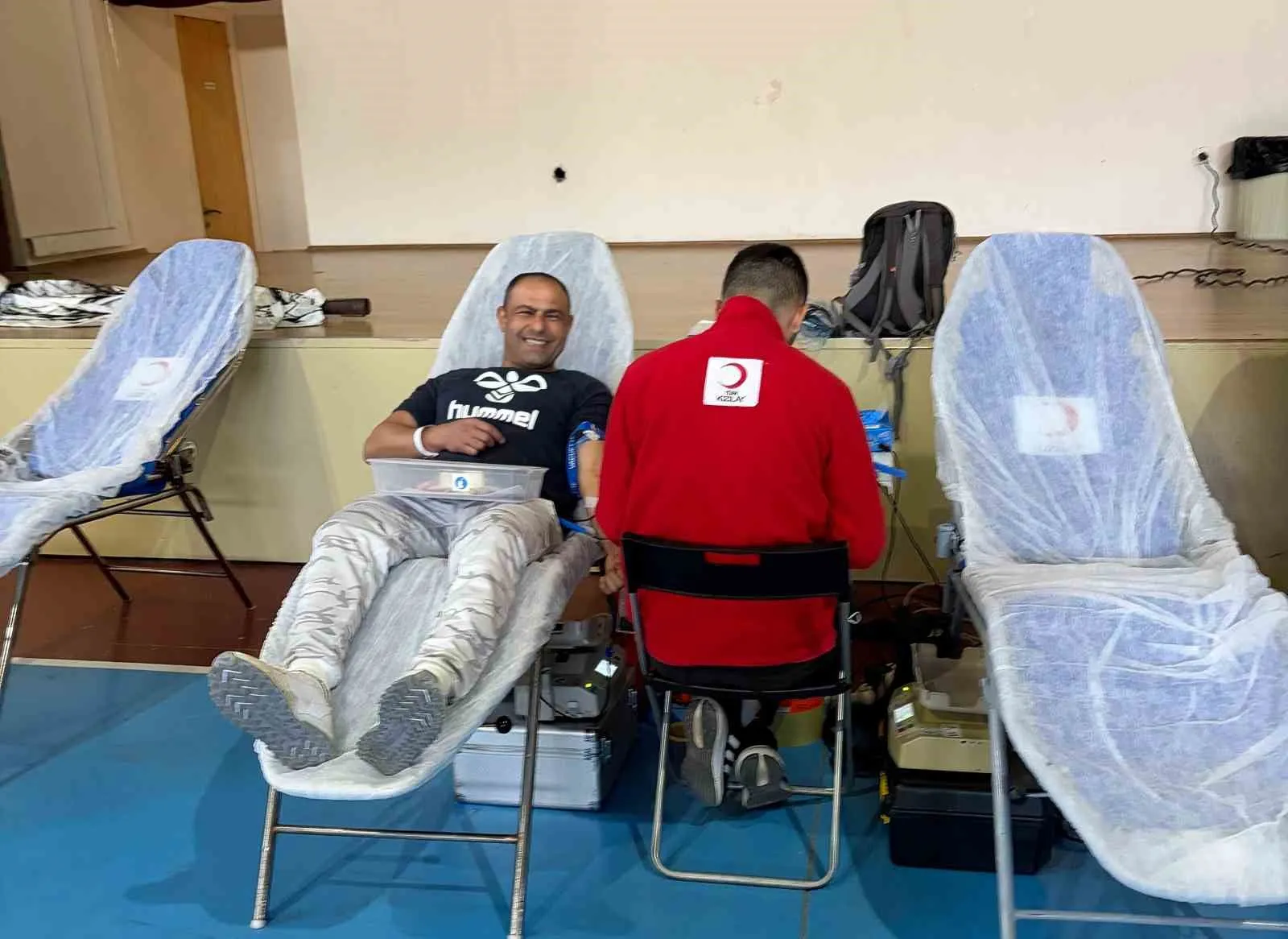 Çeşme’de Kızılay’a 97 ünite kan bağışı - 2