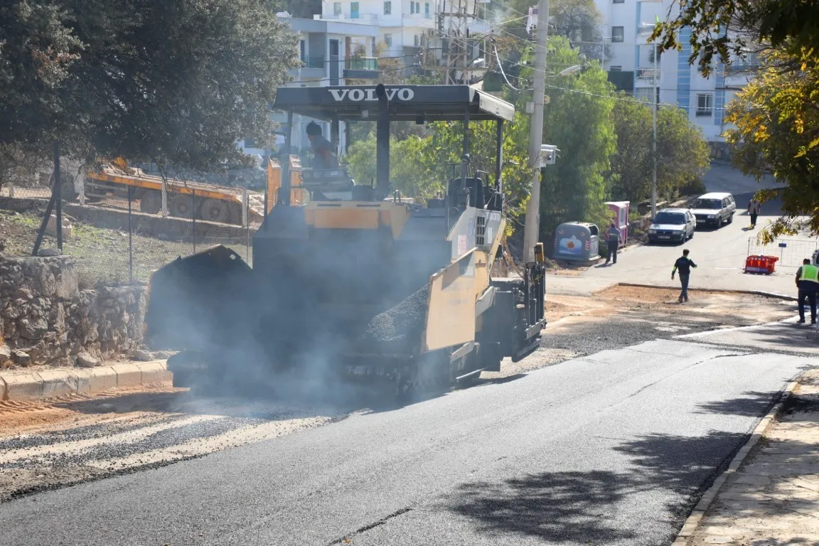 Bodrum’da yol çalışmaları dört mahallede sürüyor - 2