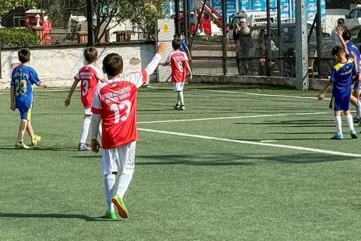 Efeler’de minik sporcular kıyasıya mücadele etti - 2
